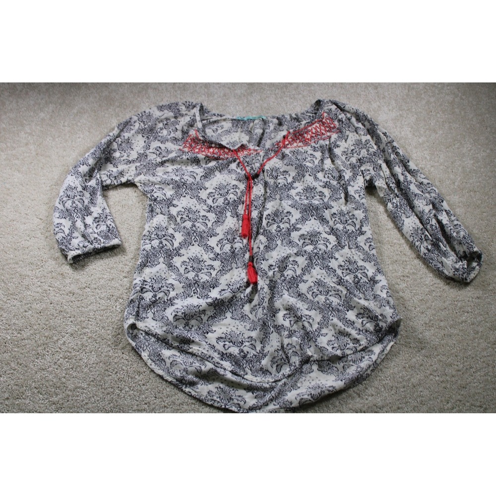 Maurices Blouse Womens Small‎ Paisley Long Sleeve Boho Tassel Rayon Top